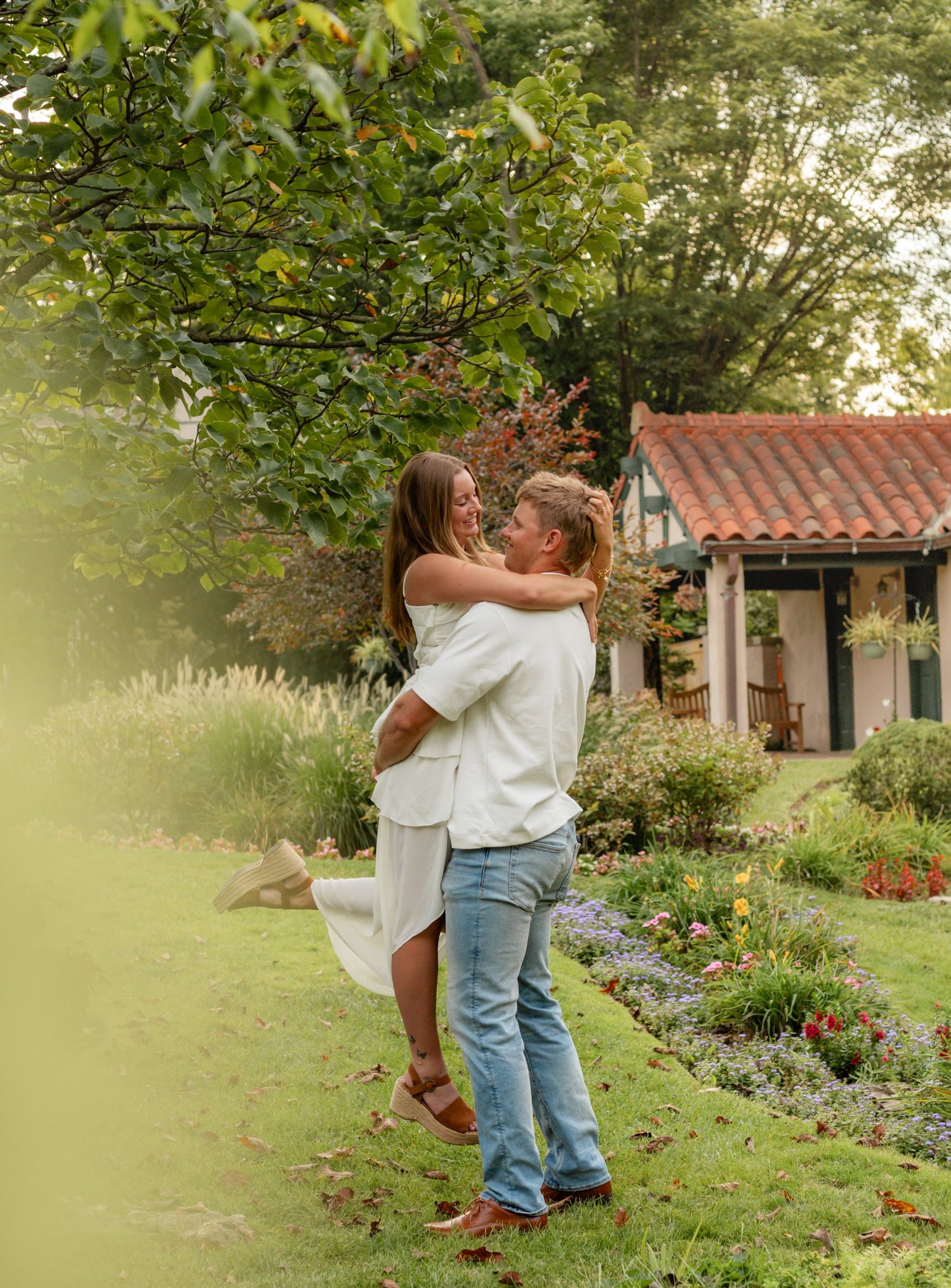 Wedding & engagement photo by Arden Maureen Photos 5