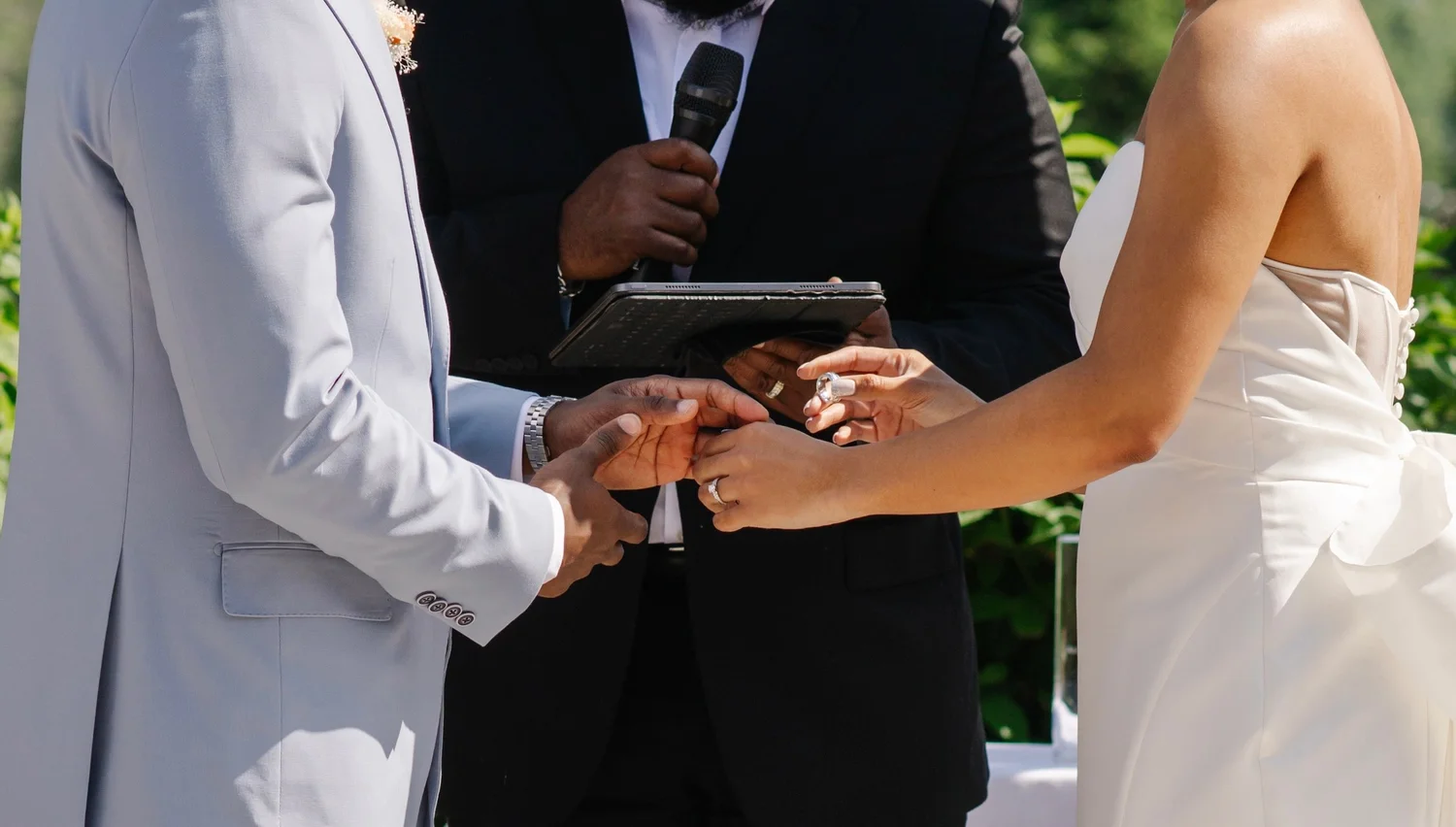 Wedding & engagement photo by Arden Maureen Photos 30